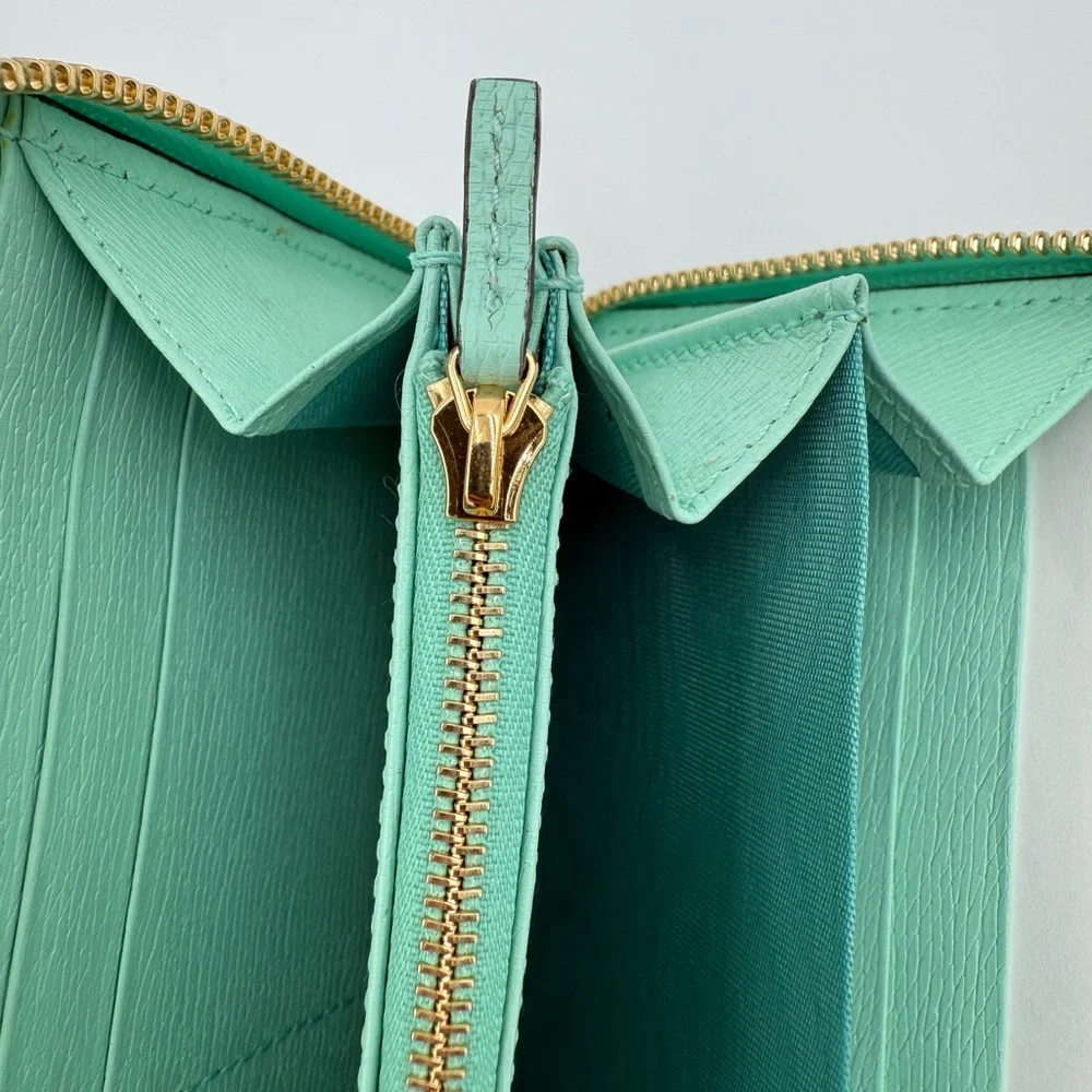 GUCCI x Angela Nguyen Kawaii Long Zip Wallet – Limited Edition - Picture 10 of 15